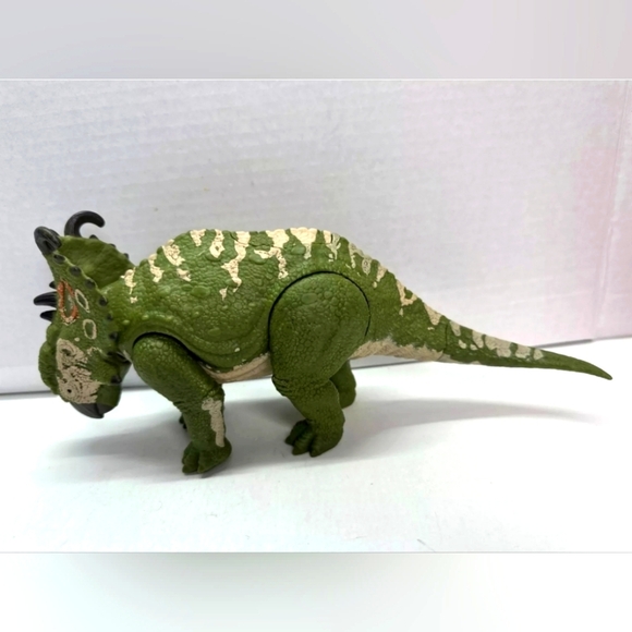 Jurassic World Fallen Kingdom Roarivores Sinoceratops Dinosaur - Picture 1 of 5